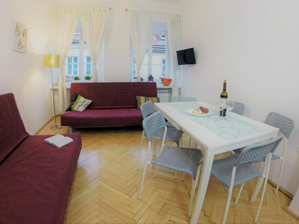 Apartamenty - Mi Old Town Swietojanska Varsóvia Exterior foto